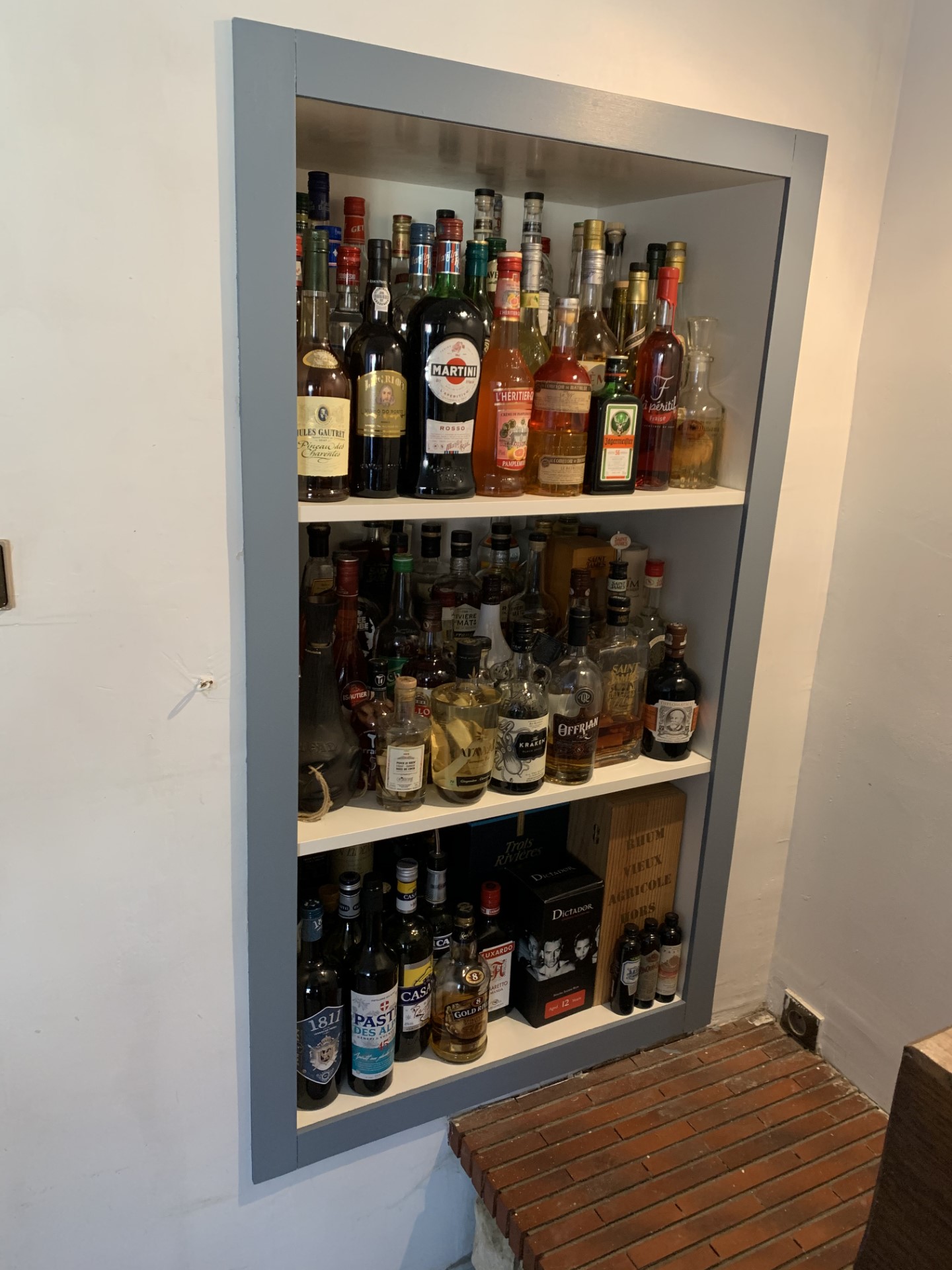 Création d&rsquo;un bar encastré